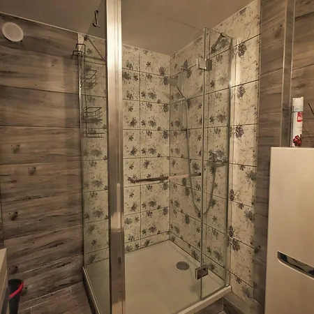 Apartament Streamside *